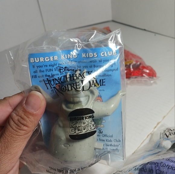 The Hunchback of Notre Dame Burger King Toys Lot of 7 Vintage NOS - Picture 2 of 8